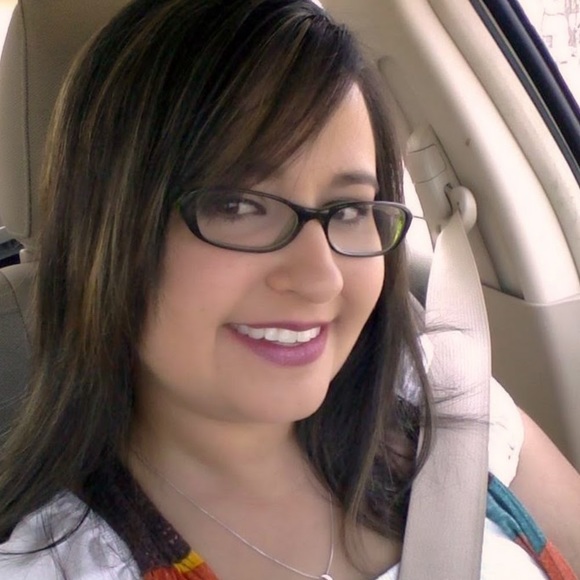 Meet your Posher, Bernardette - Picture 1 of 1